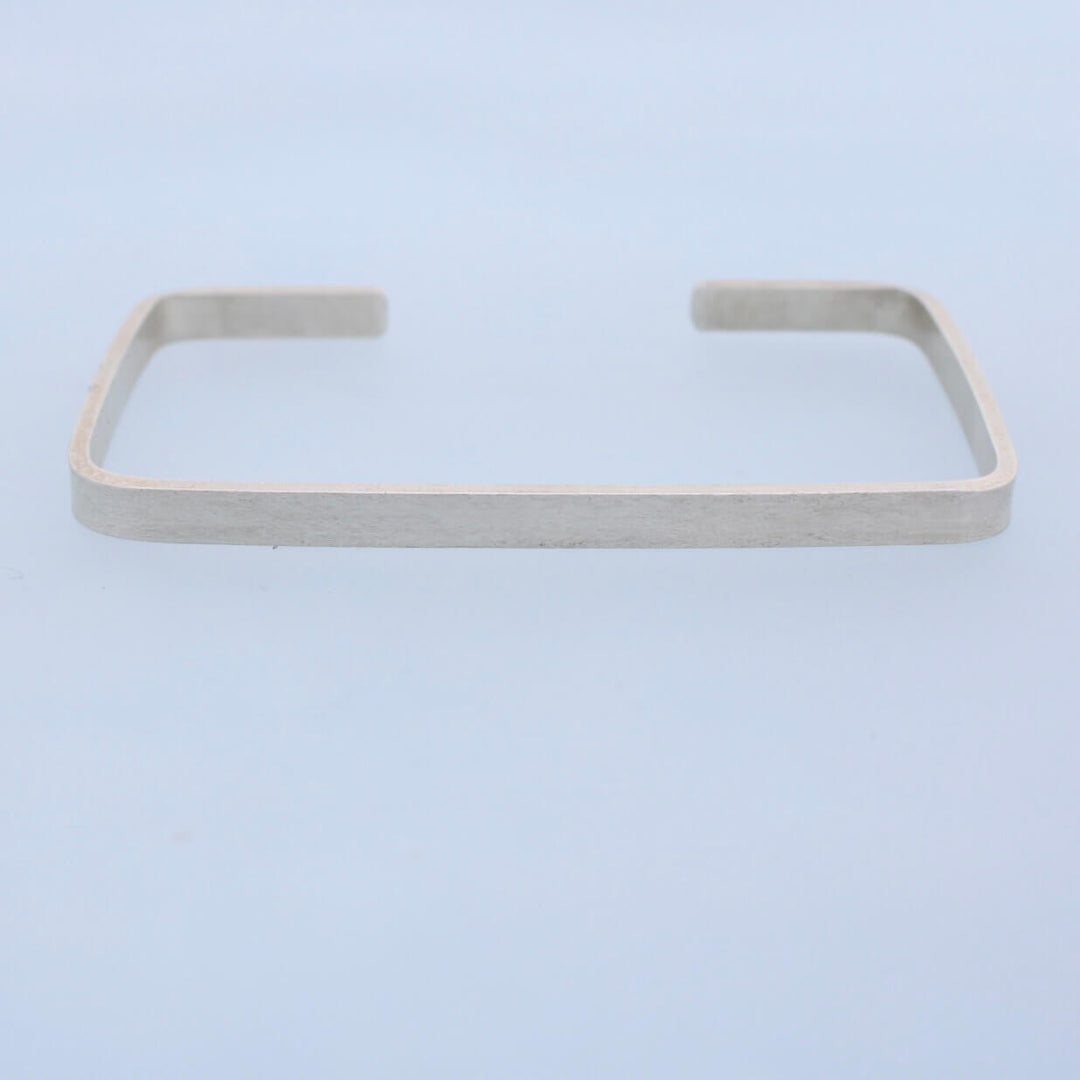 Rectangle cuff in sterling silver 4 mm wide rectangle wire