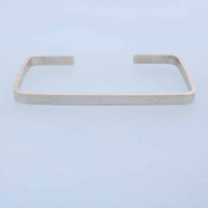 Rectangle cuff in sterling silver 4 mm wide rectangle wire